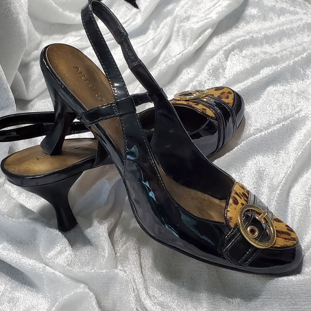 Heels - Picture 3 of 5
